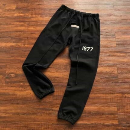 Essential Black 1977 Basic Trouser